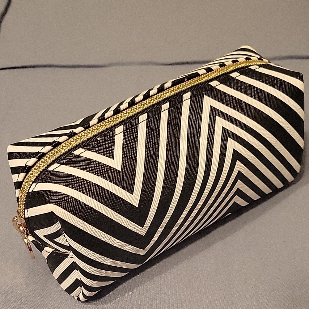 Dabney Lee Black and White Zigzag Pouch/Travel Bag